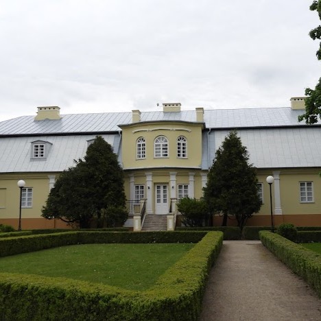 Белхатув